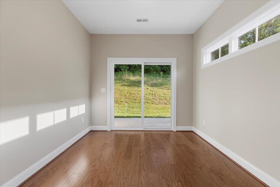120 Vinnie Avenue NW, photo 29 of 33