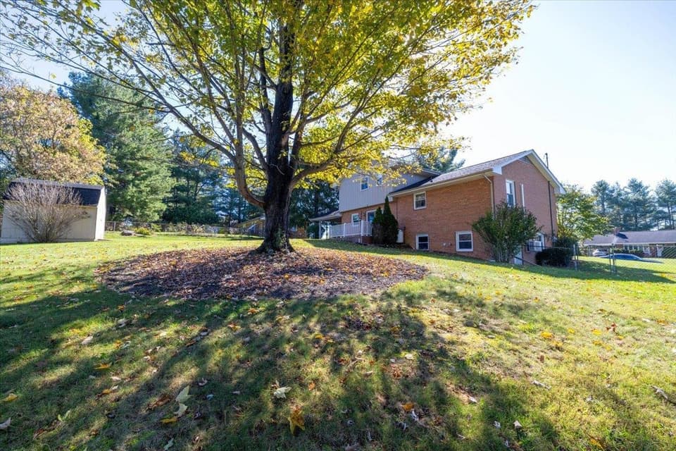 380 Walters Drive NW, photo 20 of 23