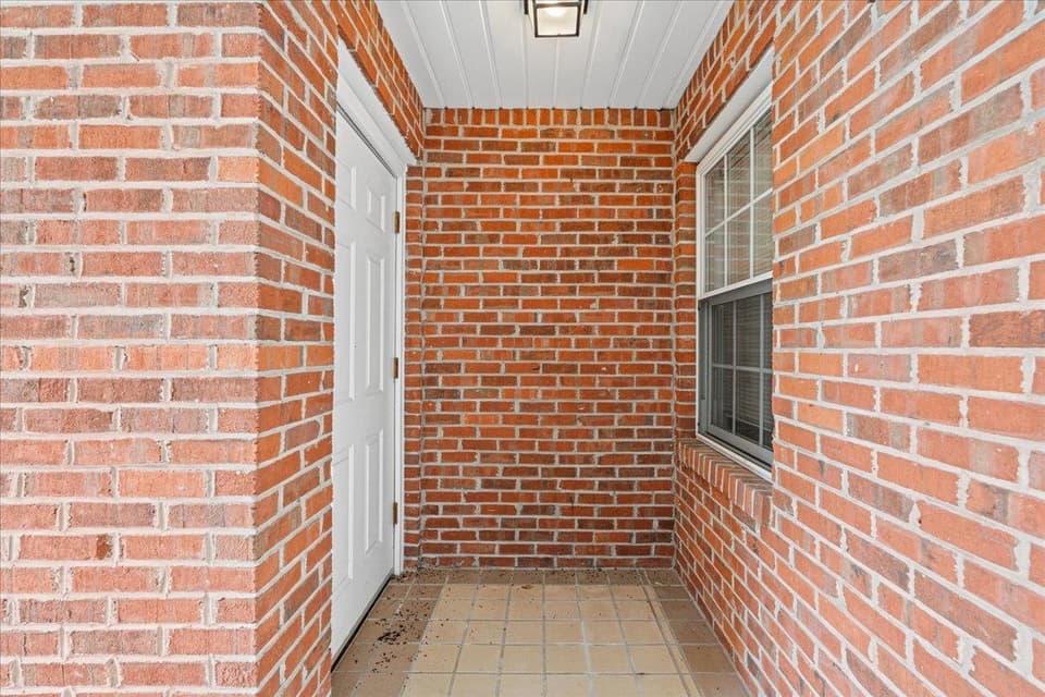 125 SE Jennifer Street, photo 17 of 27