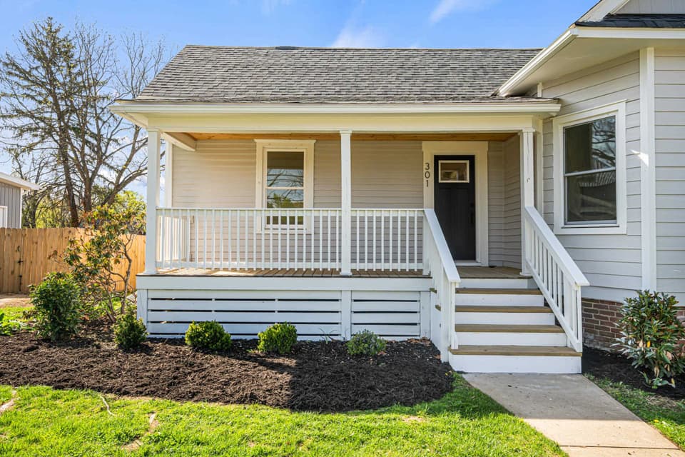 301 Park Street, photo 5 of 40