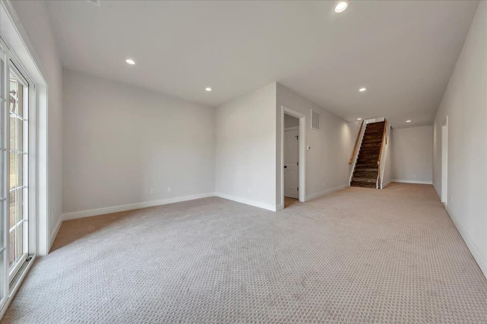 1135 Round Meadow Drive, photo 39 of 40