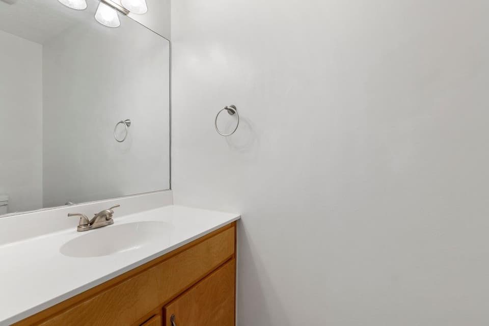 716 Park Street, photo 7 of 31