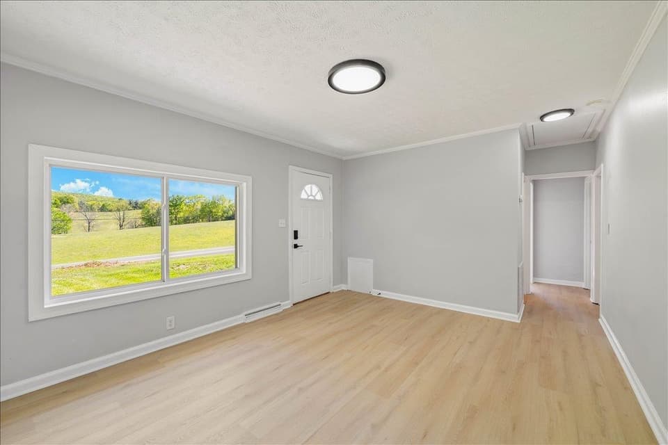 2027 Peppers Ferry Road NW, photo 3 of 28