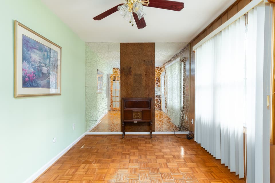345 Maple Drive, photo 16 of 40