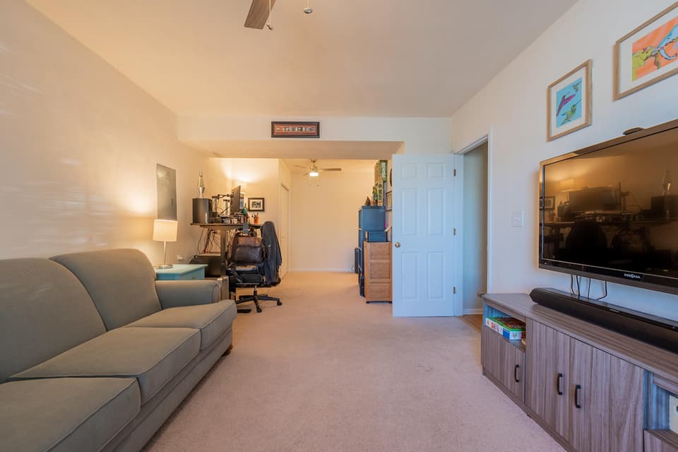 365 Chelsea Loop, photo 15 of 40