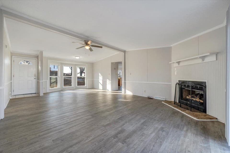 1670 Blair Street, photo 7 of 40