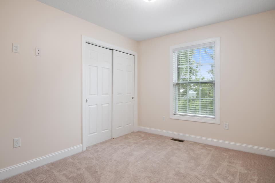 1555 Sherwood Drive, photo 30 of 40