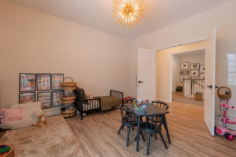 1350 Flint Drive, photo 12 of 40