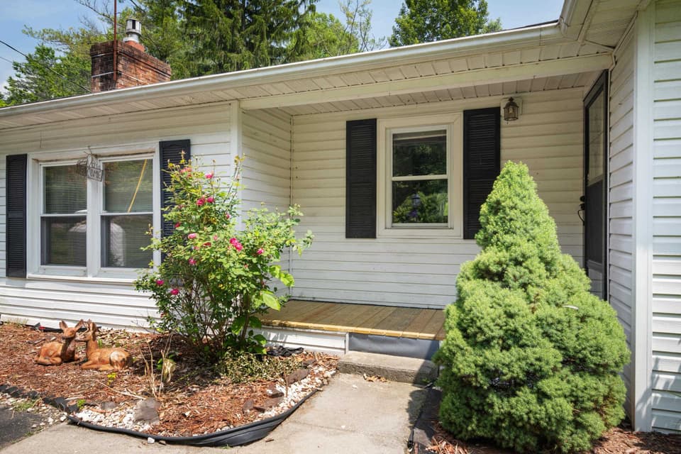 2944 Pilot Road, photo 8 of 40