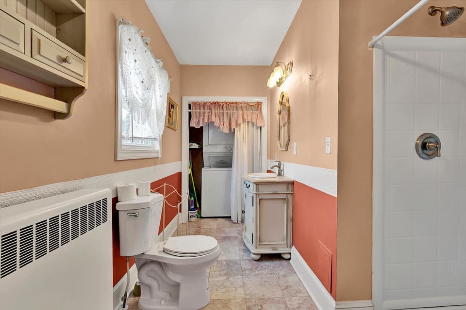 115 Lester Street, photo 34 of 40