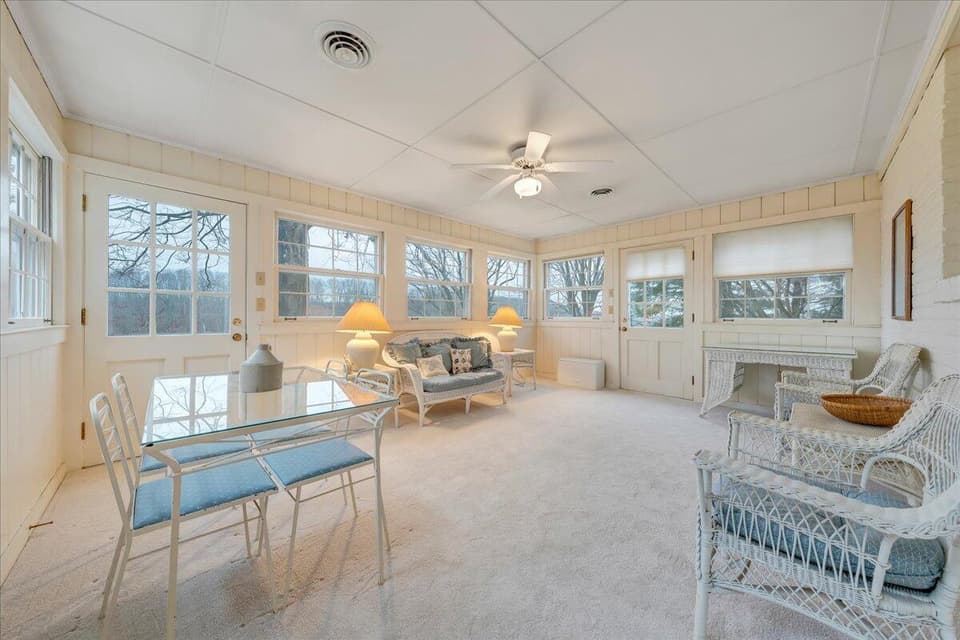 570 Summitridge Rd SW, photo 31 of 36