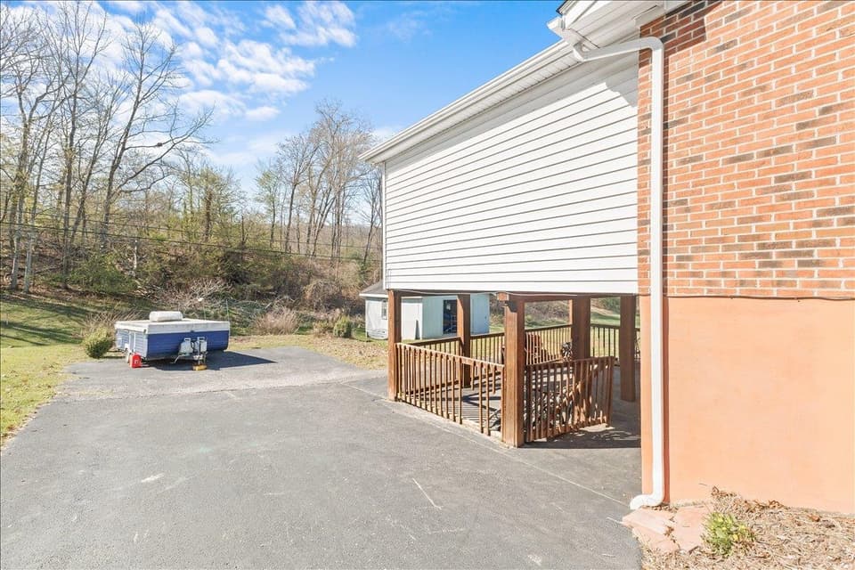 310 Overland Drive, photo 28 of 37