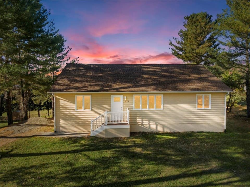 395 Cherokee Drive, Christiansburg, VA