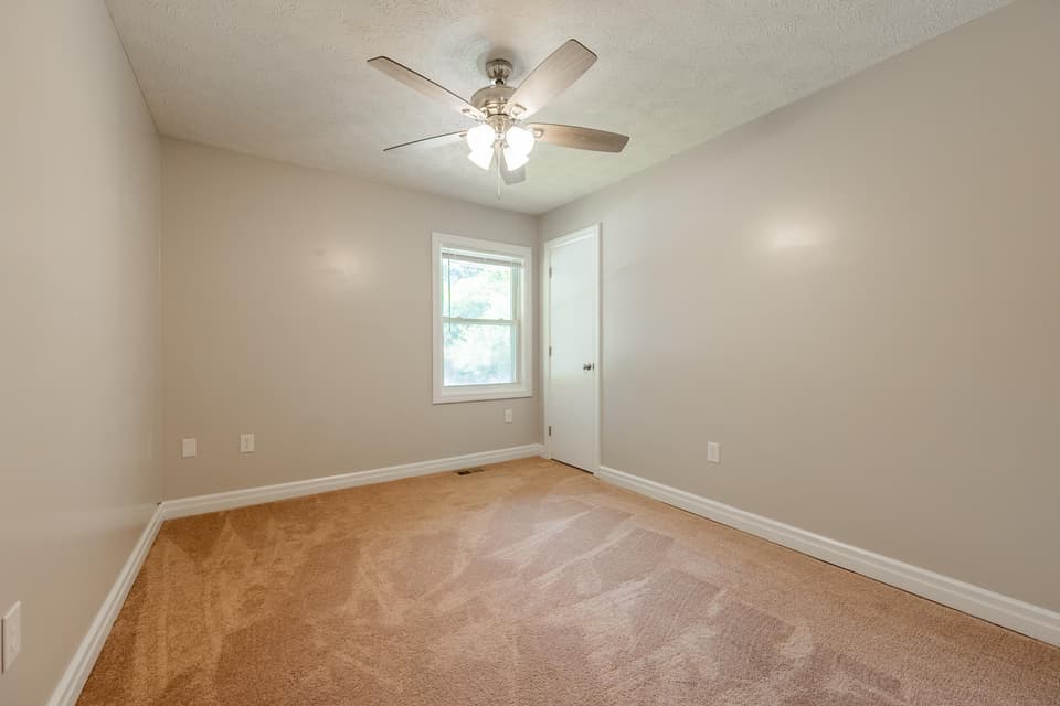 375 Warren Street, photo 30 of 40