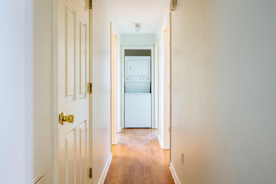 420 Overhill Rd SE, photo 16 of 34