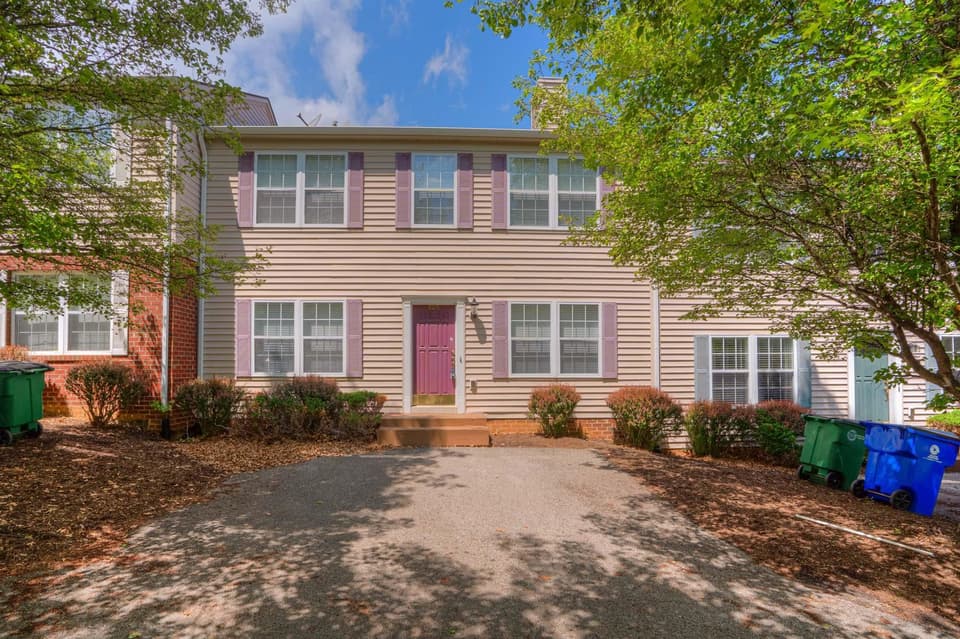 1025 Oaktree Boulevard, Christiansburg, VA