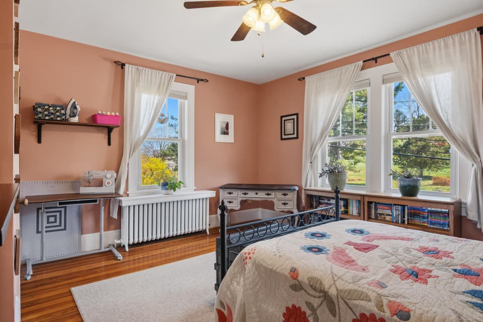 805 W Main Street, photo 39 of 40