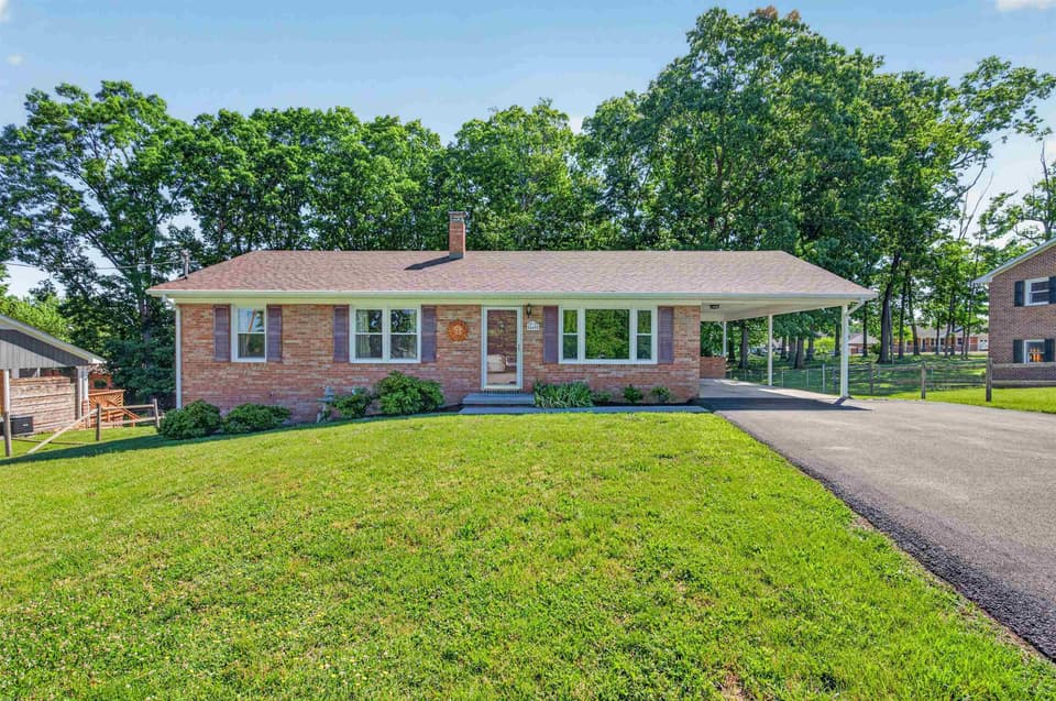 660 McDaniel Drive, Christiansburg, VA