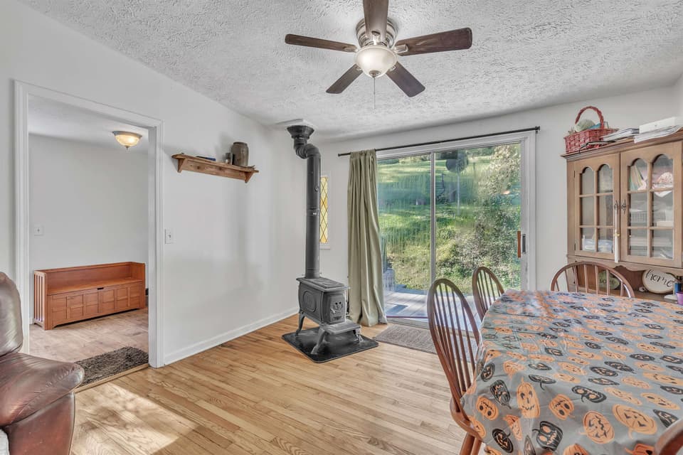 2617 Beech Spring Lane, photo 20 of 40
