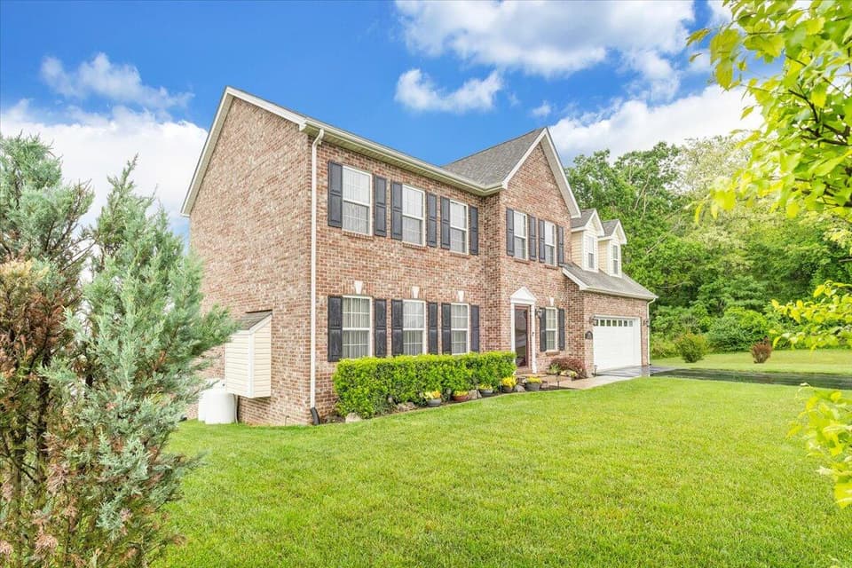 1585 Diana Drive, photo 37 of 38