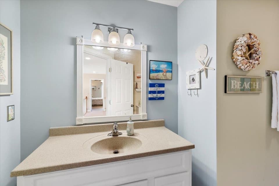 2280 Lake Vista Drive, photo 32 of 40