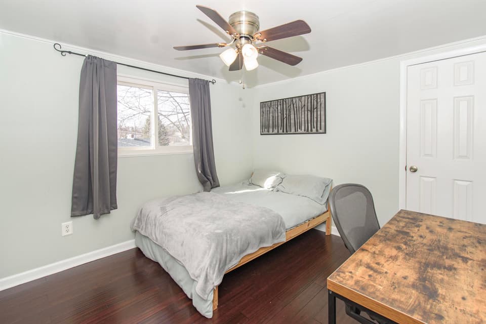 410 Miller Street SE, photo 31 of 40
