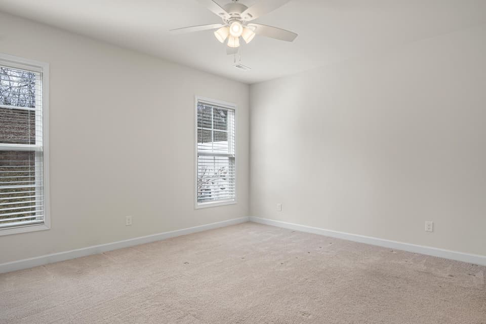 215 Hamilton Avenue NW, photo 18 of 40