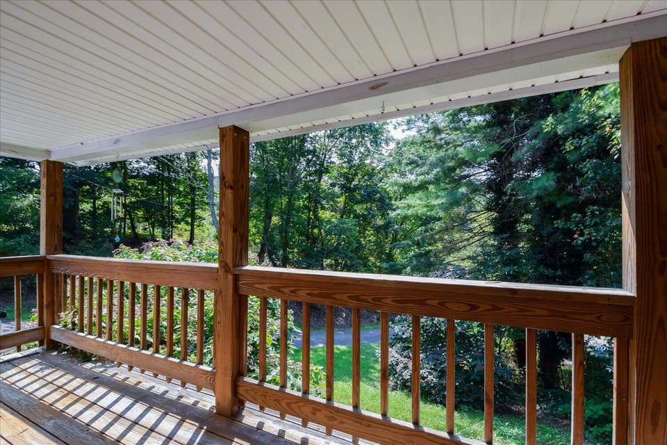 1008 Rock Road E, photo 15 of 21