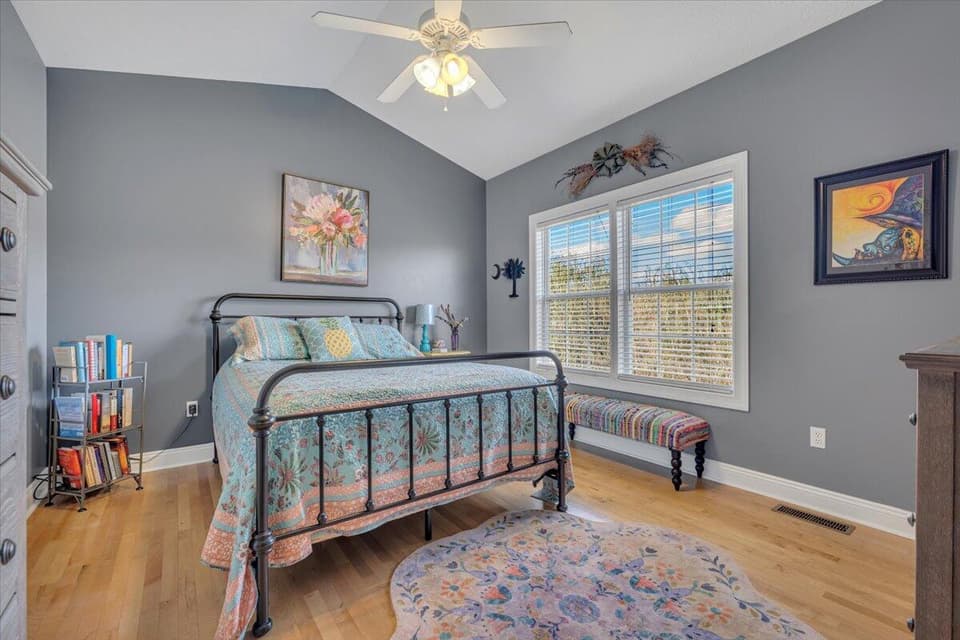 935 Oak Tree Boulevard, photo 20 of 32