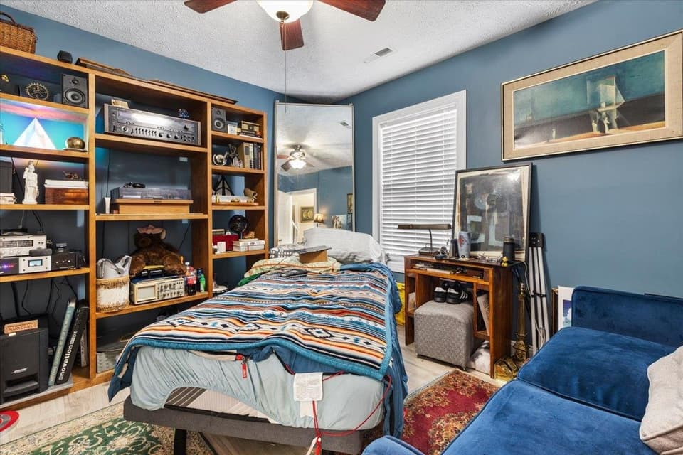 205 Tall Oak Boulevard, photo 24 of 40