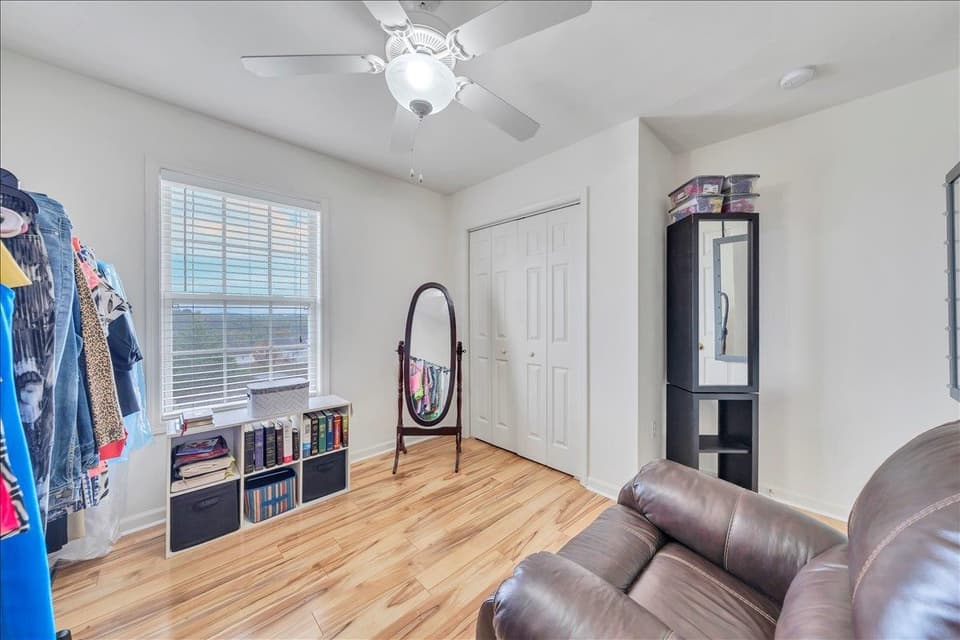 445 Chelsea Loop, photo 27 of 40