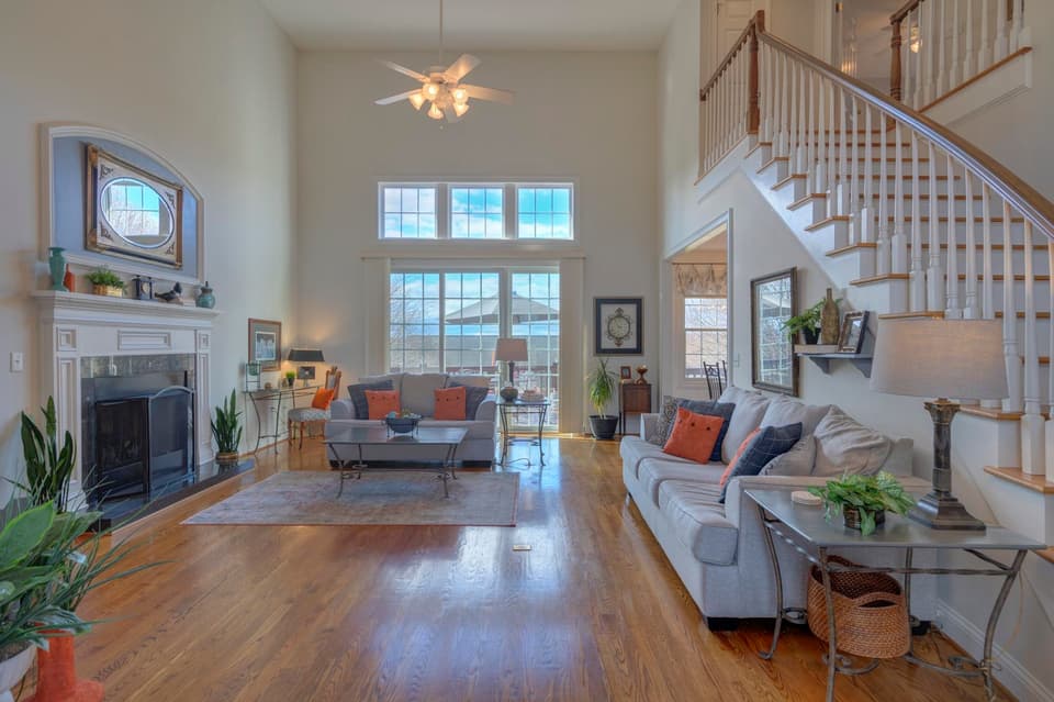 120 Cedar Bluff Drive, photo 10 of 40