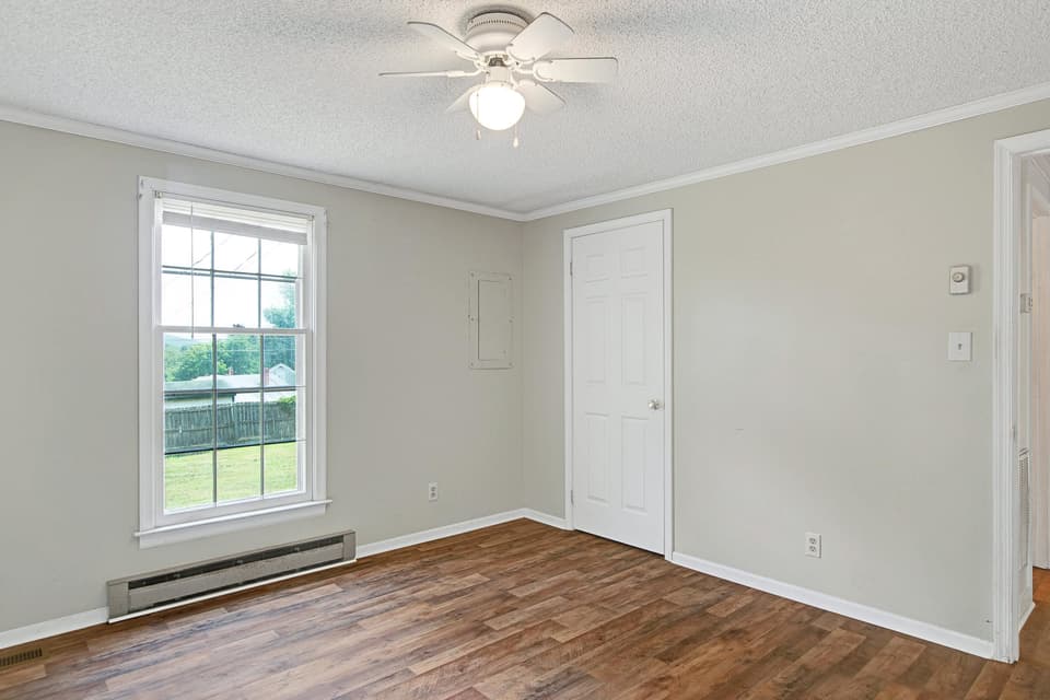 265 Clearview Drive, photo 22 of 40