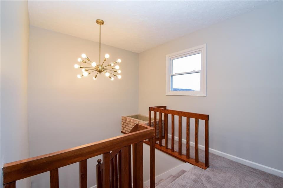475 Warrior Drive, photo 13 of 24