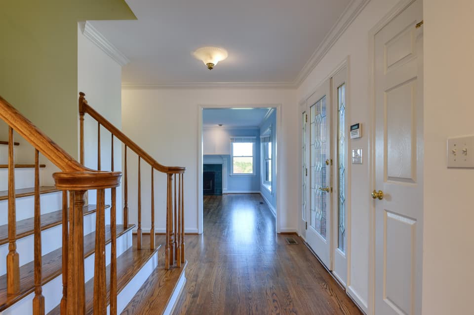 3285 Country Meadow Drive, photo 7 of 40