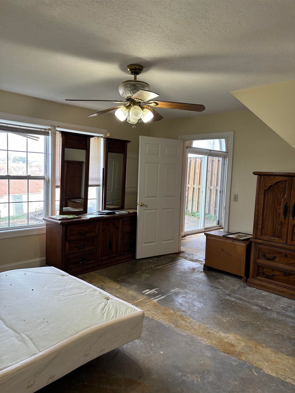 275 Gold Leaf Drive, photo 12 of 25