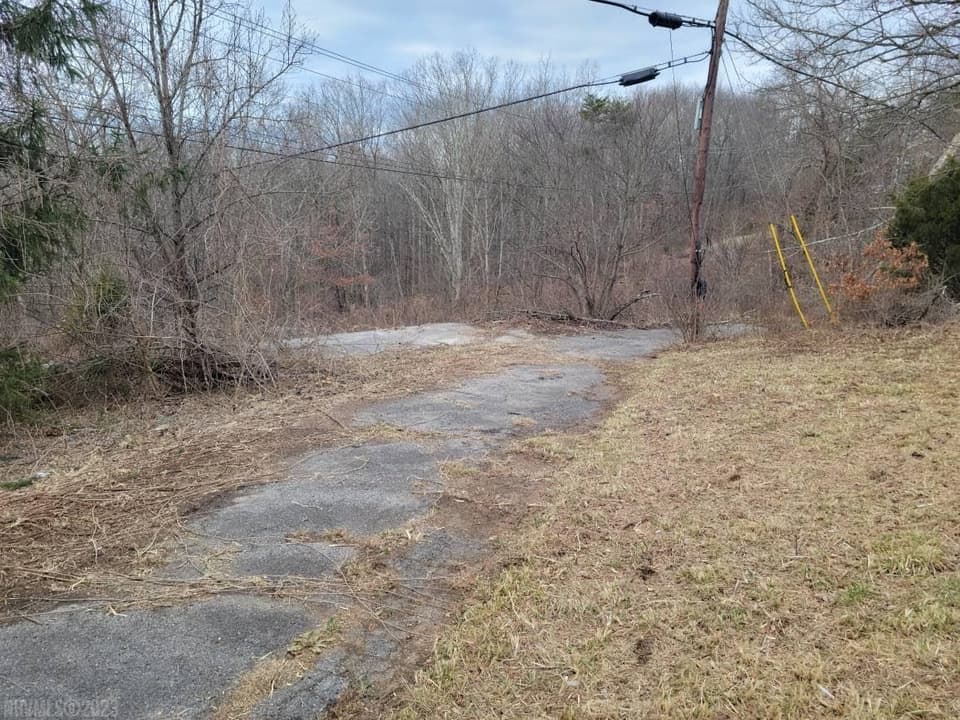 2603 Peppers Fry Road NW, Christiansburg, VA