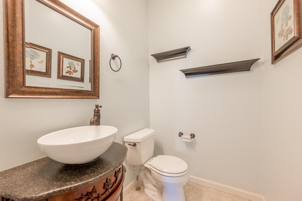 3810 Divine Drive, photo 21 of 40