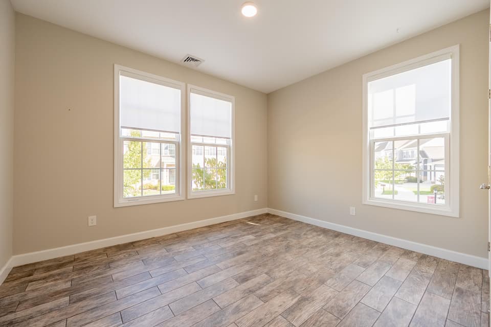 510 Dewdrop Lane, photo 9 of 40