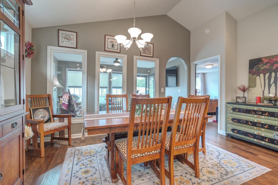 2160 Glade Drive SE, photo 23 of 40