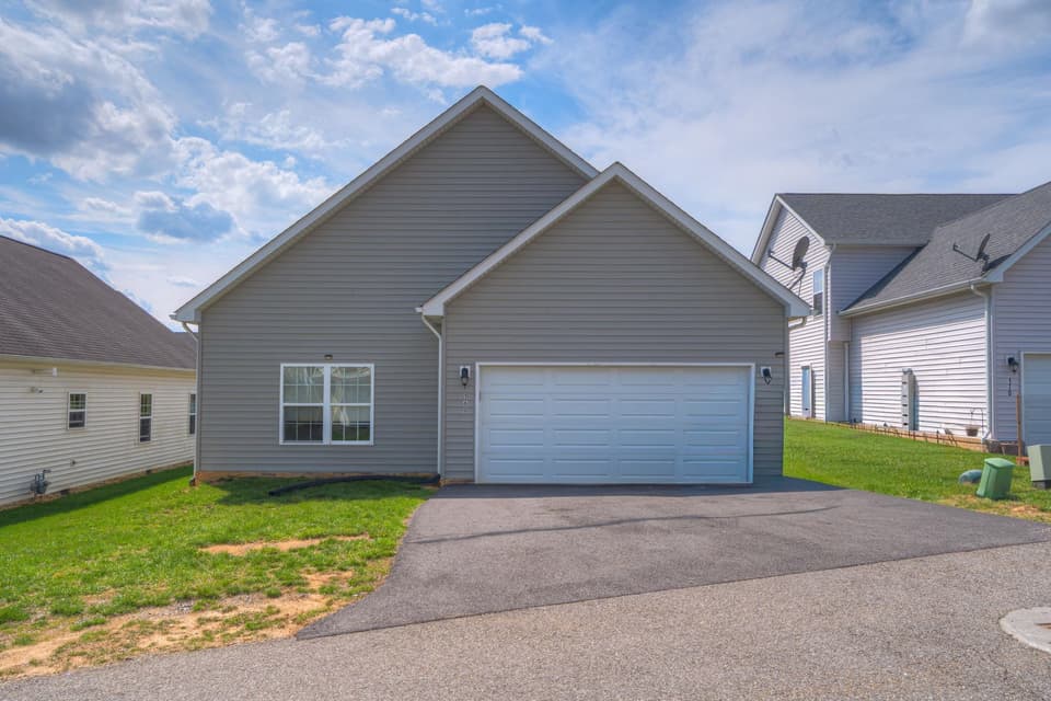 160 Roudabush Drive, photo 34 of 34