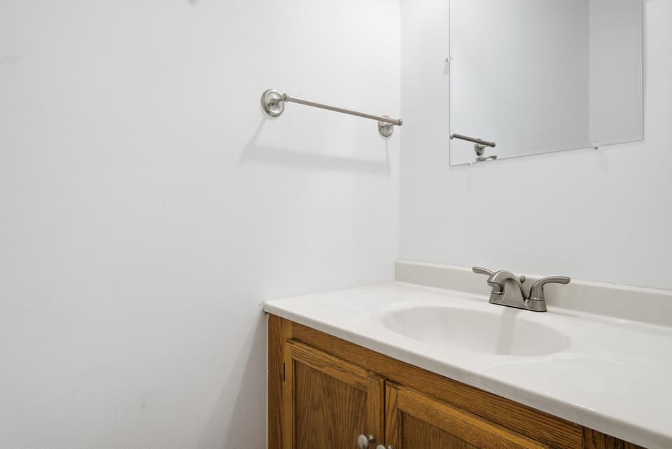 1655 York Drive, photo 17 of 38