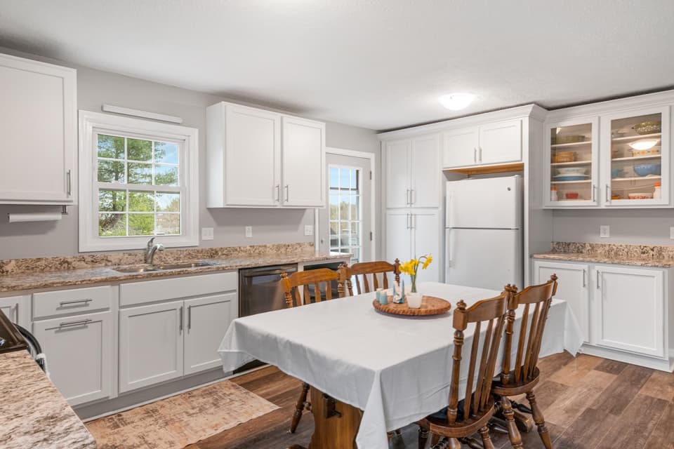 145 Windmill Ridge Road E, photo 21 of 40