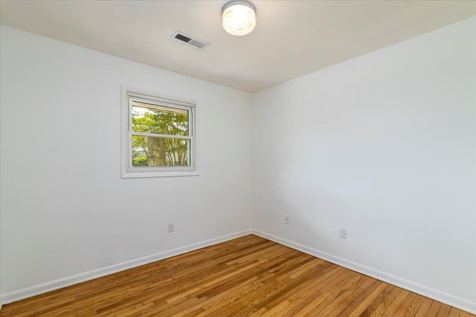 4320 Cumberland Dr SE, photo 24 of 40