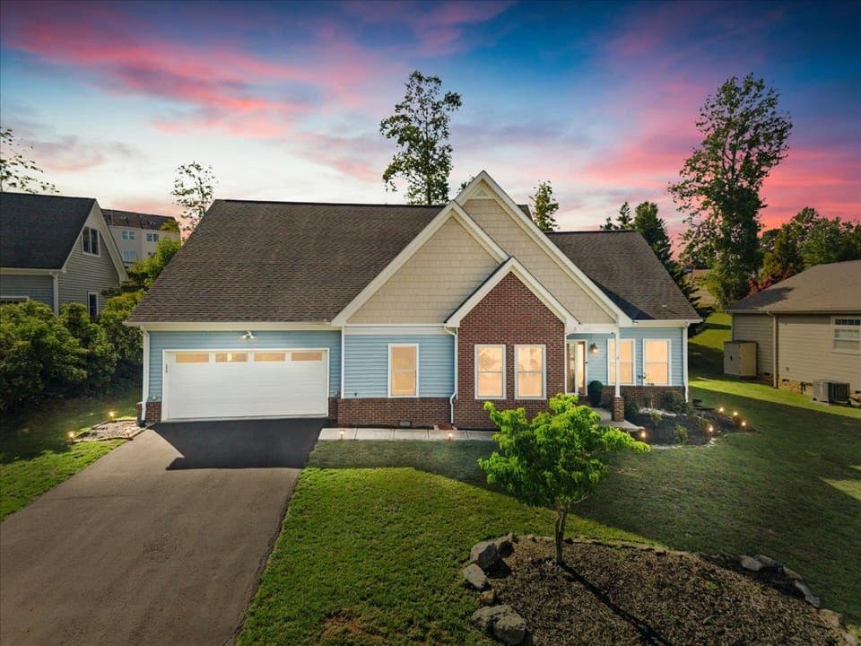 1015 Falor Lane, Christiansburg, VA