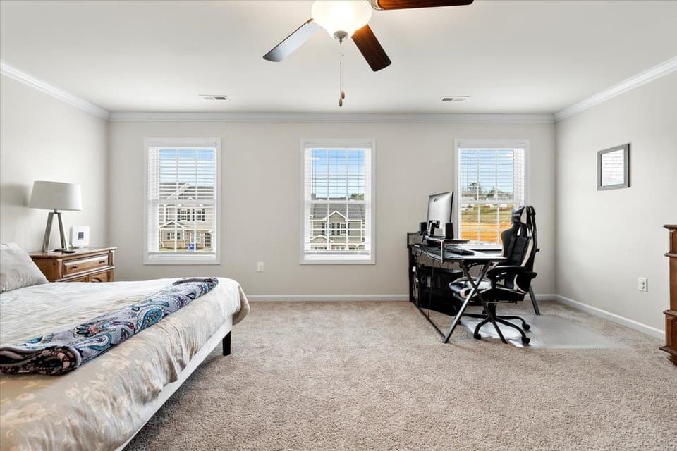 980 Holland Loop NW, photo 31 of 40