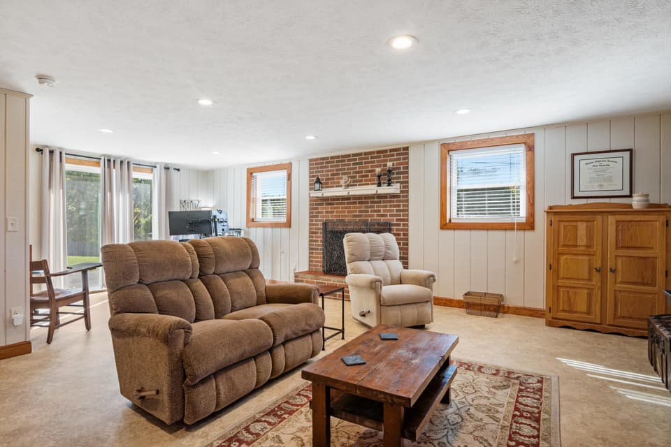 505 Willow Drive, photo 30 of 40