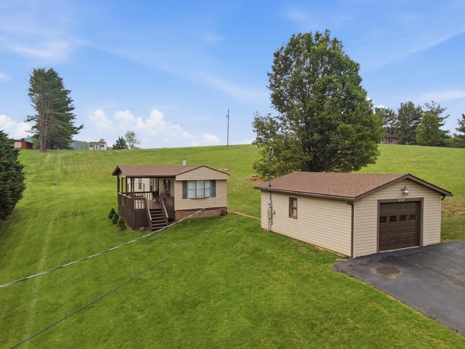 3797 Poppy Lane, Christiansburg, VA