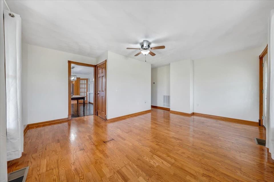3624 Dairy Road, photo 4 of 38
