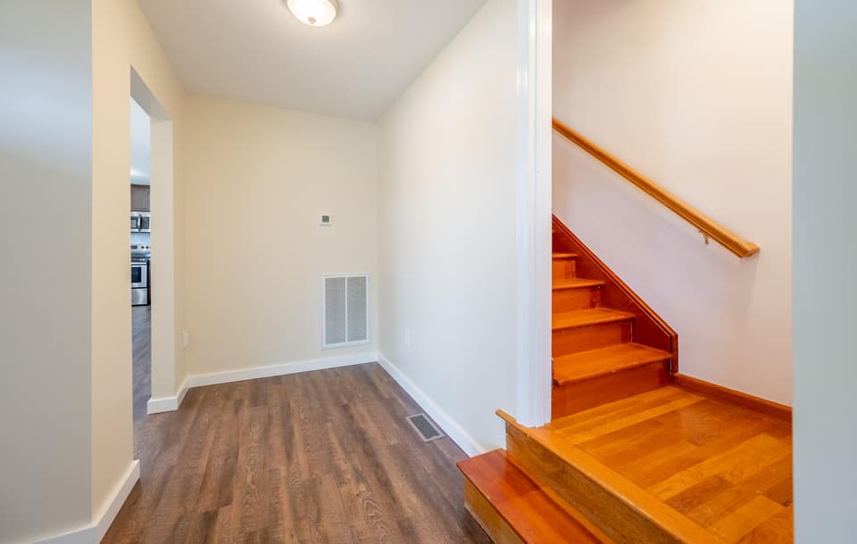 120 James St NW, photo 18 of 39